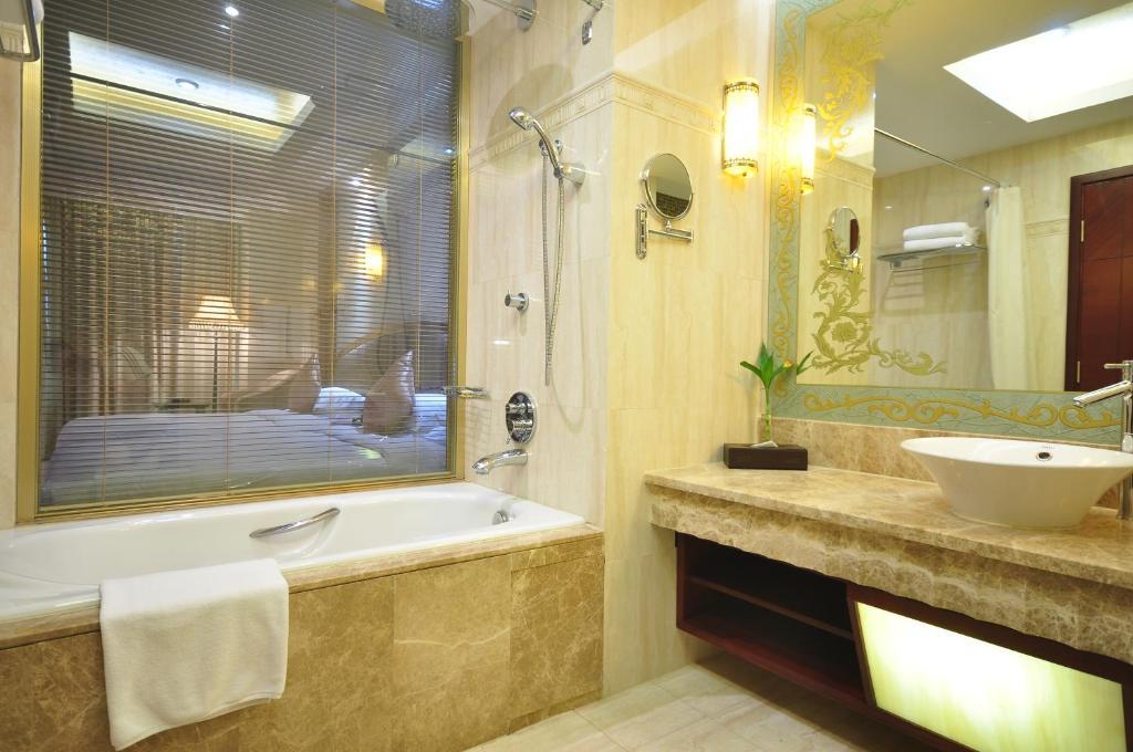 Nanjiao Hotel Shanghai 5* Shanghai
